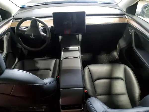 7SAYGDEE4RF154576 2024 TESLA MODEL Y - Image 8