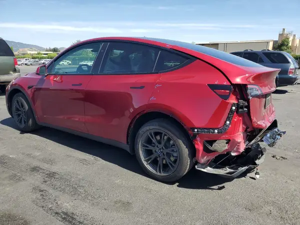 7SAYGDEE4RF156411 2024 TESLA MODEL Y - Image 2