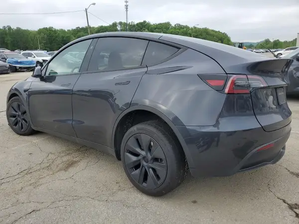 7SAYGDEE4RF161480 2024 TESLA MODEL Y - Image 2