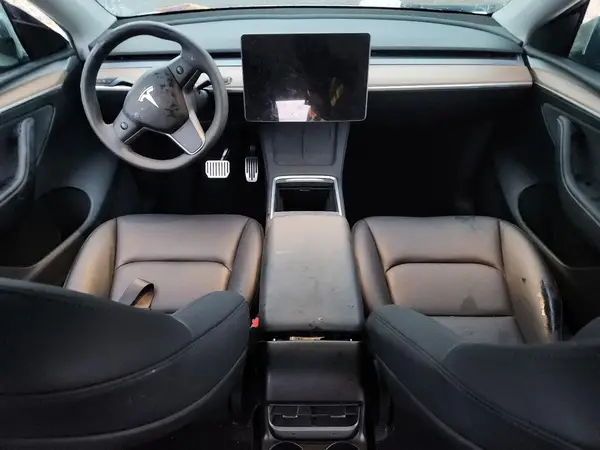 7SAYGDEE4RF162046 2024 TESLA MODEL Y - Image 8