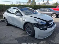 7SAYGDEE4RF177503 2024 TESLA MODEL Y