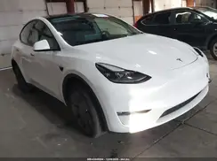 7SAYGDEE4RF184340 2024 TESLA MODEL Y