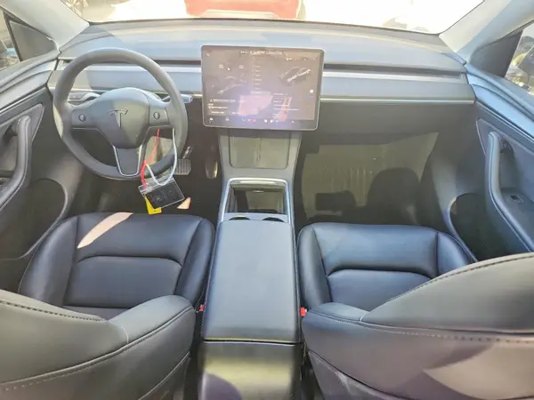7SAYGDEE4RF185889 2024 TESLA MODEL Y - Image 8