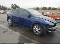 7SAYGDEE4RF988024 2024 TESLA MODEL Y