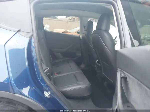 7SAYGDEE4RF988024 2024 TESLA MODEL Y - Image 8