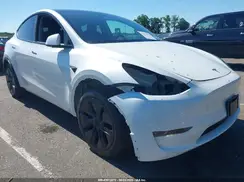 7SAYGDEE4SA337706 2025 TESLA MODEL Y