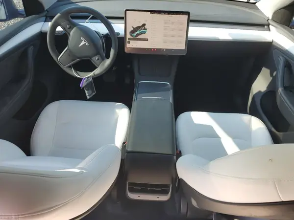 7SAYGDEE4SA353212 2025 TESLA MODEL Y - Image 8