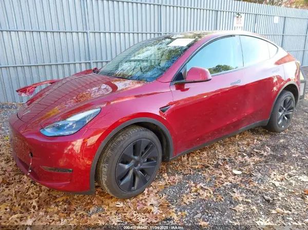 7SAYGDEE4SA367417 2025 TESLA MODEL Y - Image 2