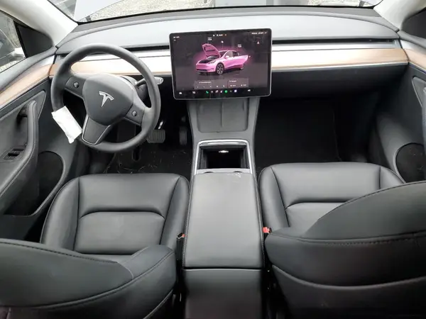 7SAYGDEE4SF235566 2025 TESLA MODEL Y - Image 8