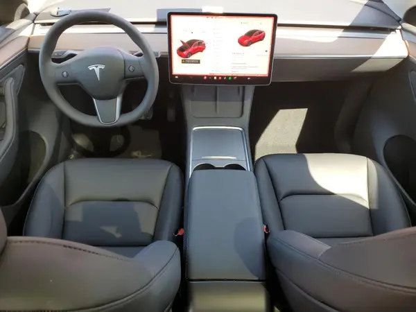 7SAYGDEE4SF248589 2025 TESLA MODEL Y - Image 8