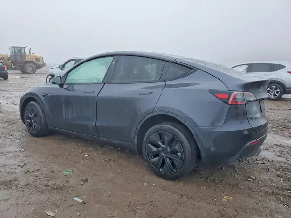 7SAYGDEE4SF257454 2025 TESLA MODEL Y - Image 2