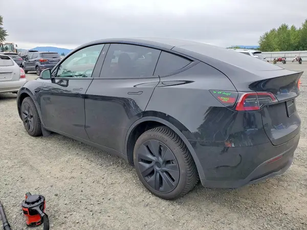 7SAYGDEE4SF263951 2025 TESLA MODEL Y - Image 2
