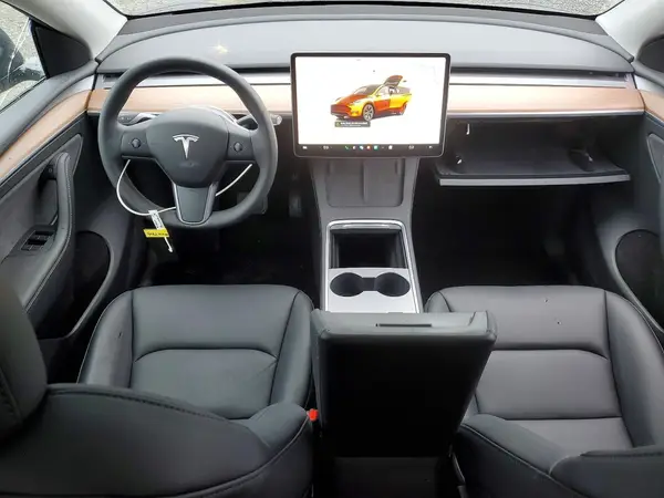 7SAYGDEE4SF281057 2025 TESLA MODEL Y - Image 8