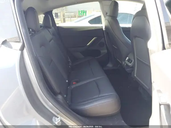 7SAYGDEE4SF281303 2025 TESLA MODEL Y - Image 8