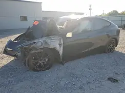 7SAYGDEE4SF289613 2025 TESLA MODEL Y