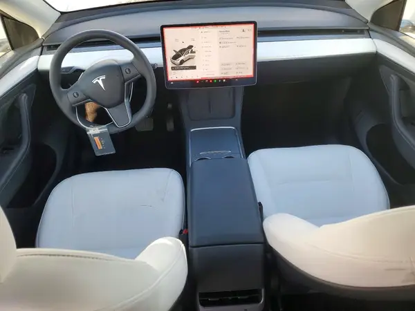7SAYGDEE4SF296660 2025 TESLA MODEL Y - Image 8