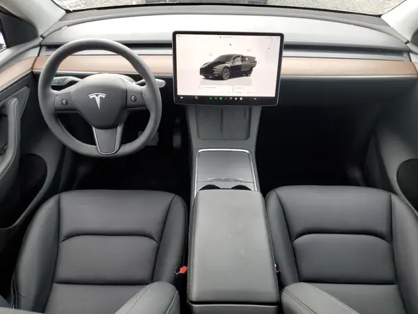 7SAYGDEE4SF298795 2025 TESLA MODEL Y - Image 8