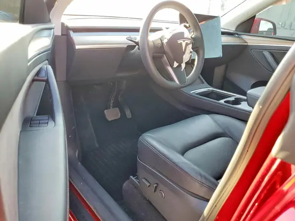 7SAYGDEE4SF305633 2025 TESLA MODEL Y - Image 8