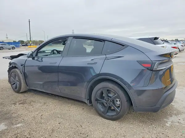 7SAYGDEE4TA380511 2026 TESLA MODEL Y - Image 2