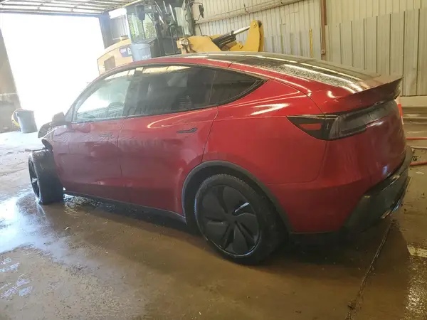 7SAYGDEE4TA390830 2026 TESLA MODEL Y - Image 2