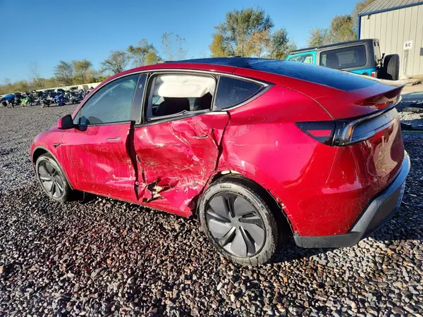 7SAYGDEE4TA429450 2026 TESLA MODEL Y - Image 2