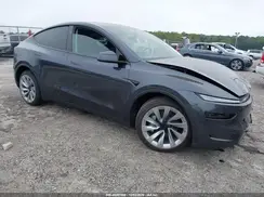 7SAYGDEE4TA455613 2026 TESLA MODEL Y