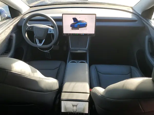 7SAYGDEE4TA458639 2026 TESLA MODEL Y - Image 8