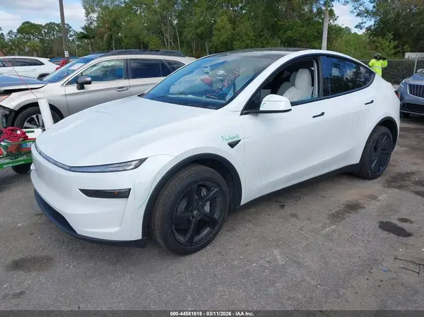 7SAYGDEE4TA461752 2026 TESLA MODEL Y - Image 2
