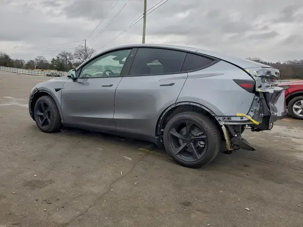 7SAYGDEE4TA462089 2026 TESLA MODEL Y - Image 2