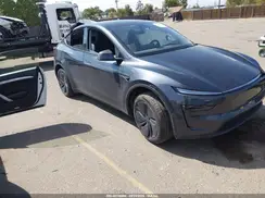 7SAYGDEE4TA488028 2026 TESLA MODEL Y