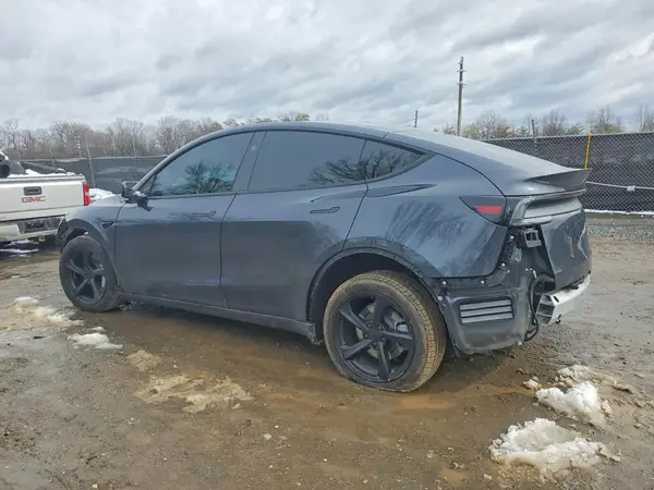 7SAYGDEE4TA488451 2026 TESLA MODEL Y - Image 2