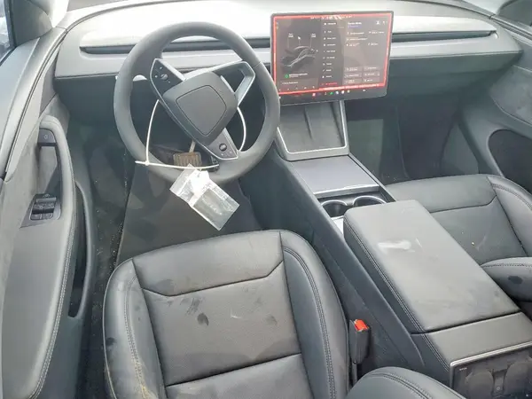 7SAYGDEE4TA488451 2026 TESLA MODEL Y - Image 8
