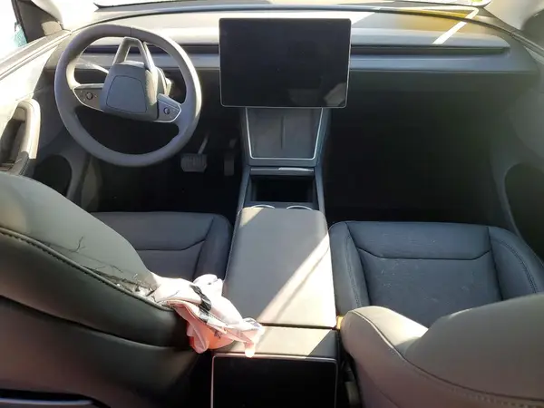 7SAYGDEE4TA494041 2026 TESLA MODEL Y - Image 8