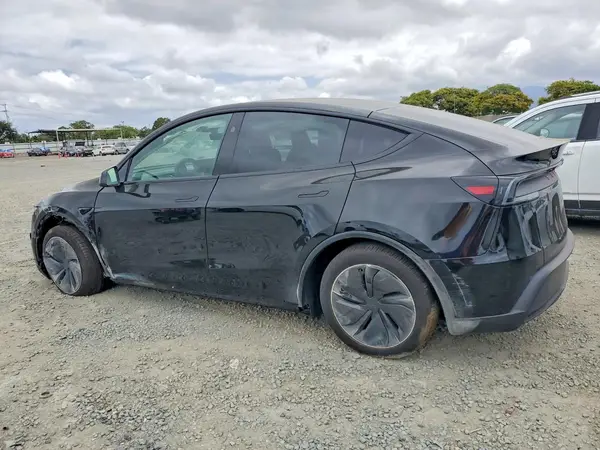 7SAYGDEE4TA584760 2026 TESLA MODEL Y - Image 2