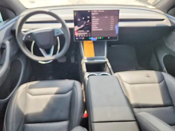 7SAYGDEE4TA665628 2026 TESLA MODEL Y - Image 8