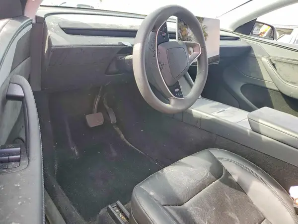 7SAYGDEE4TF329335 2026 TESLA MODEL Y - Image 8