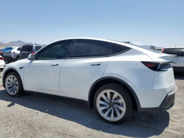 7SAYGDEE4TF329948 2026 TESLA MODEL Y - Image 2