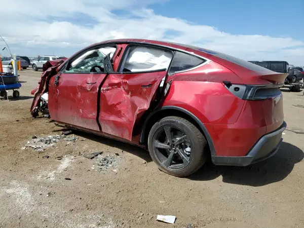7SAYGDEE4TF336995 2026 TESLA MODEL Y - Image 2