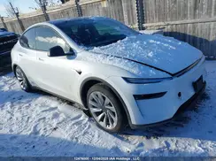 7SAYGDEE4TF337581 2026 TESLA MODEL Y