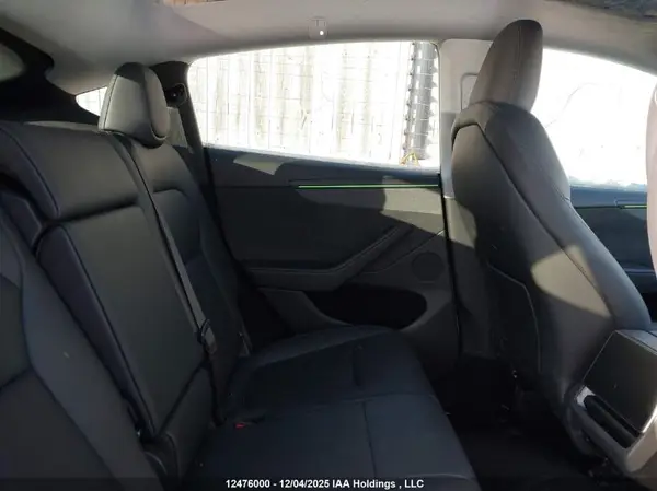 7SAYGDEE4TF337581 2026 TESLA MODEL Y - Image 8