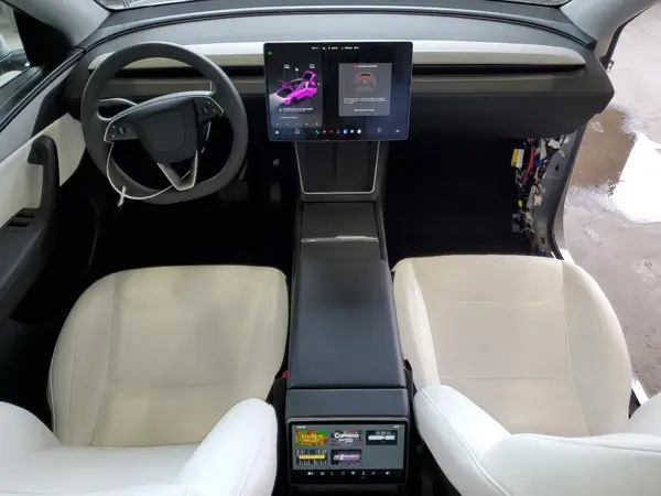 7SAYGDEE4TF338620 2026 TESLA MODEL Y - Image 8