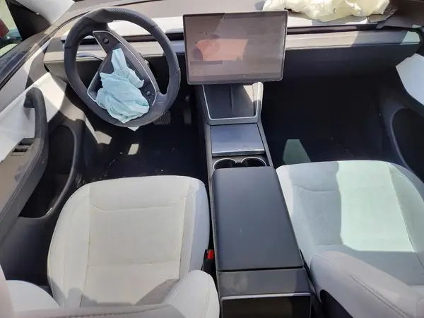 7SAYGDEE4TF342540 2026 TESLA MODEL Y - Image 8