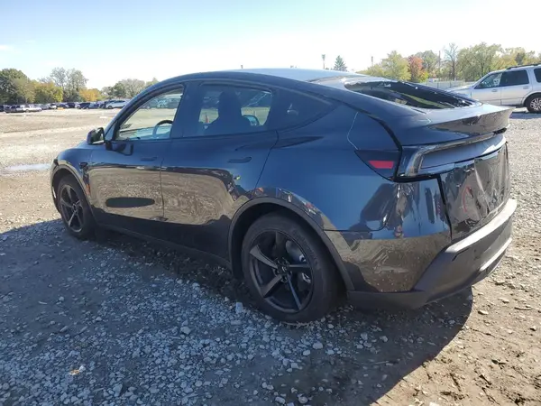 7SAYGDEE4TF347138 2026 TESLA MODEL Y - Image 2