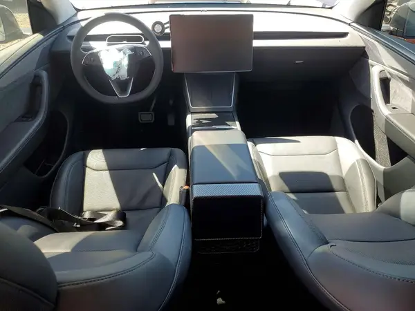 7SAYGDEE4TF349066 2026 TESLA MODEL Y - Image 8