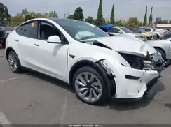7SAYGDEE4TF358298 2026 TESLA MODEL Y