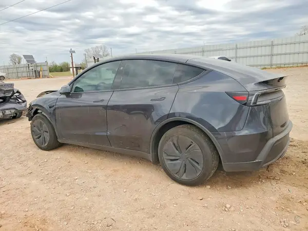 7SAYGDEE4TF373092 2026 TESLA MODEL Y - Image 2