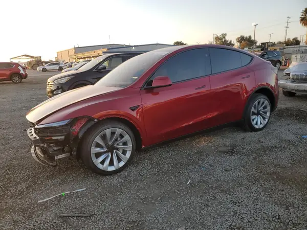 7SAYGDEE4TF374016 2026 TESLA MODEL Y - Image 1