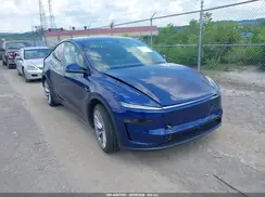 7SAYGDEE4TF392600 2026 TESLA MODEL Y