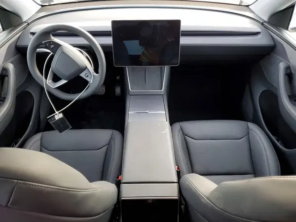 7SAYGDEE4TF401716 2026 TESLA MODEL Y - Image 8