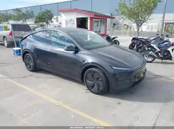 7SAYGDEE4TF404969 2026 TESLA MODEL Y